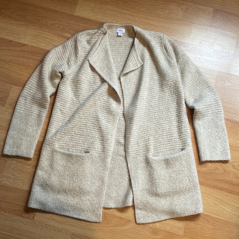 Old Navy Open Wrap Cardigan with pockets - Size Medium